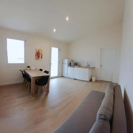 Secret Sunset - Brand New 2025 House Vendégház